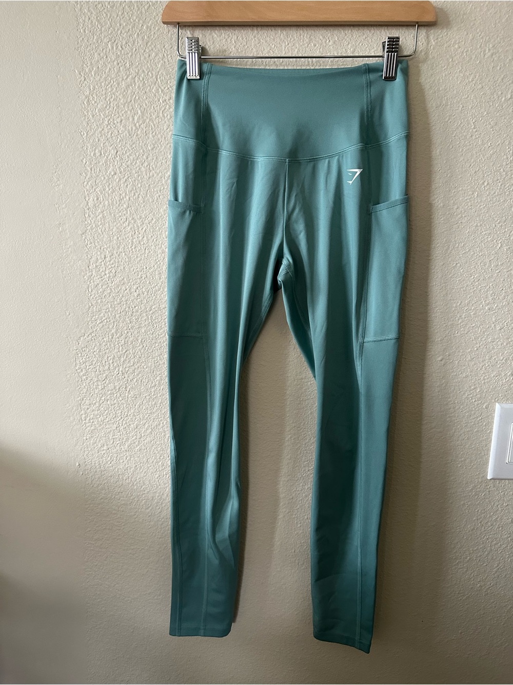 Gymshark Women's Teal Green High-Waist Leggings with Side Pockets size S/ NWOT